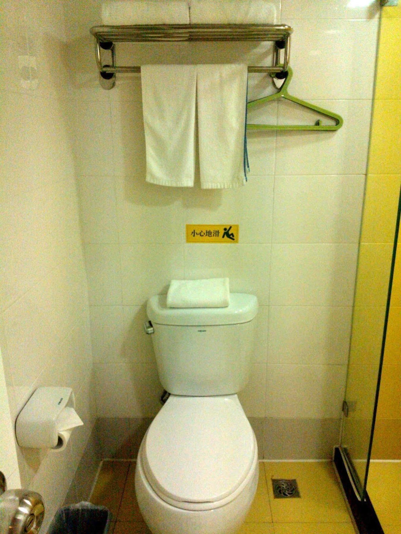 Home Inn Chongqing Jiangbei Airport Shuangfeng Road Екстериор снимка