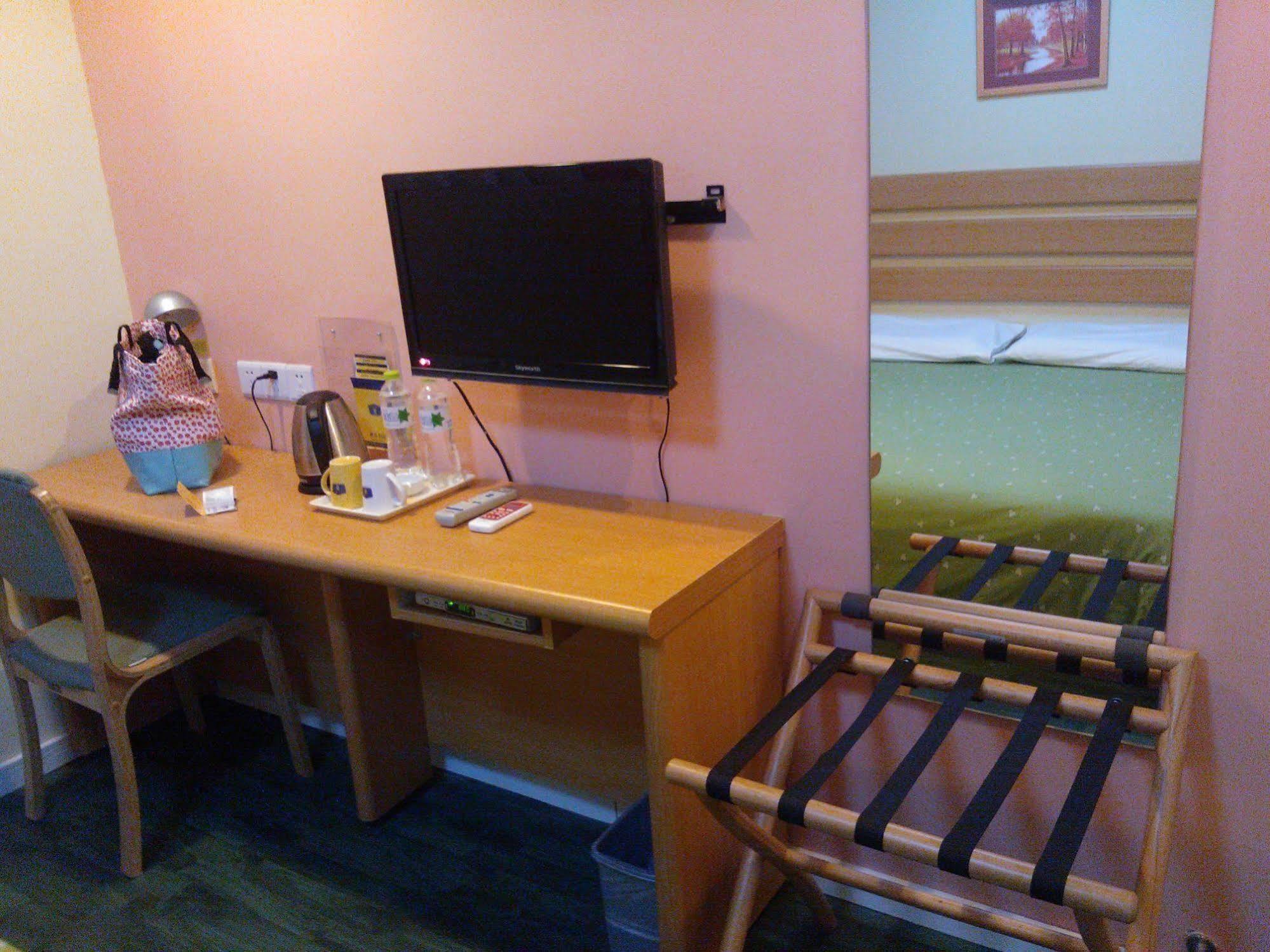 Home Inn Chongqing Jiangbei Airport Shuangfeng Road Екстериор снимка